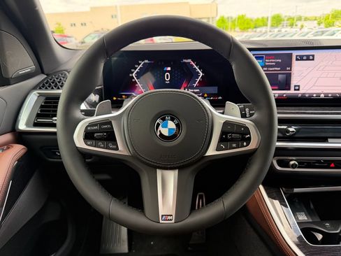 New 2026 BMW X5 xDrive40i w/ M Sport Package AWD/4WD image 19