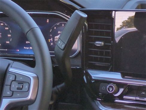 New 2026 Chevrolet Silverado 1500 LT w/ All Star Edition Plus image 19