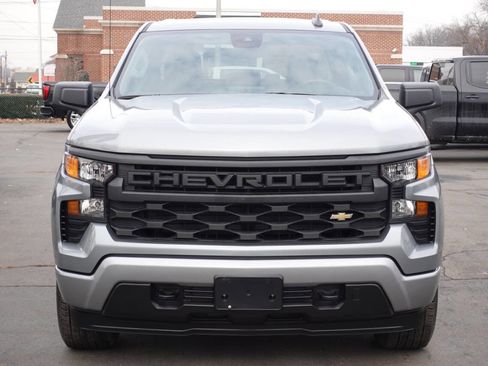 Used 2023 Chevrolet Silverado 1500 Custom image 5