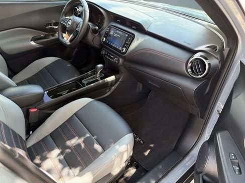 Used 2024 Nissan Kicks SR w/ SR Premium Package FWD image 31