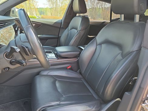 Used 2019 Audi Q8 Prestige AWD/4WD image 15