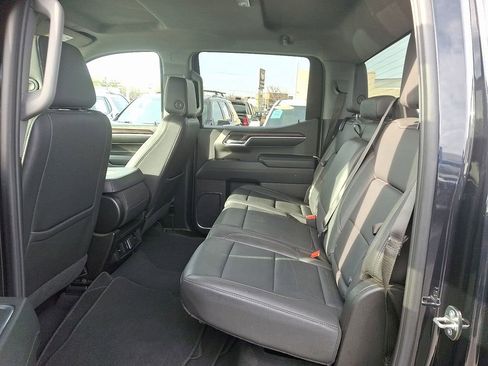 Certified 2024 GMC Sierra 1500 SLT image 10