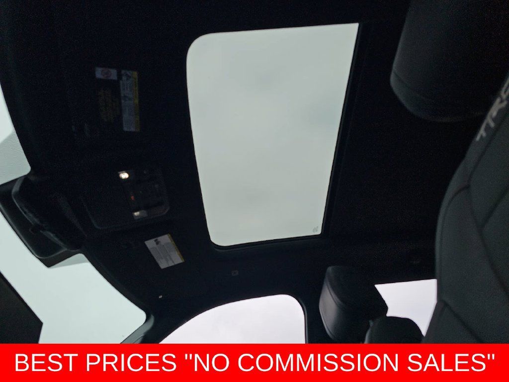 Used 2025 Toyota Tundra TRD Pro AWD/4WD image 28
