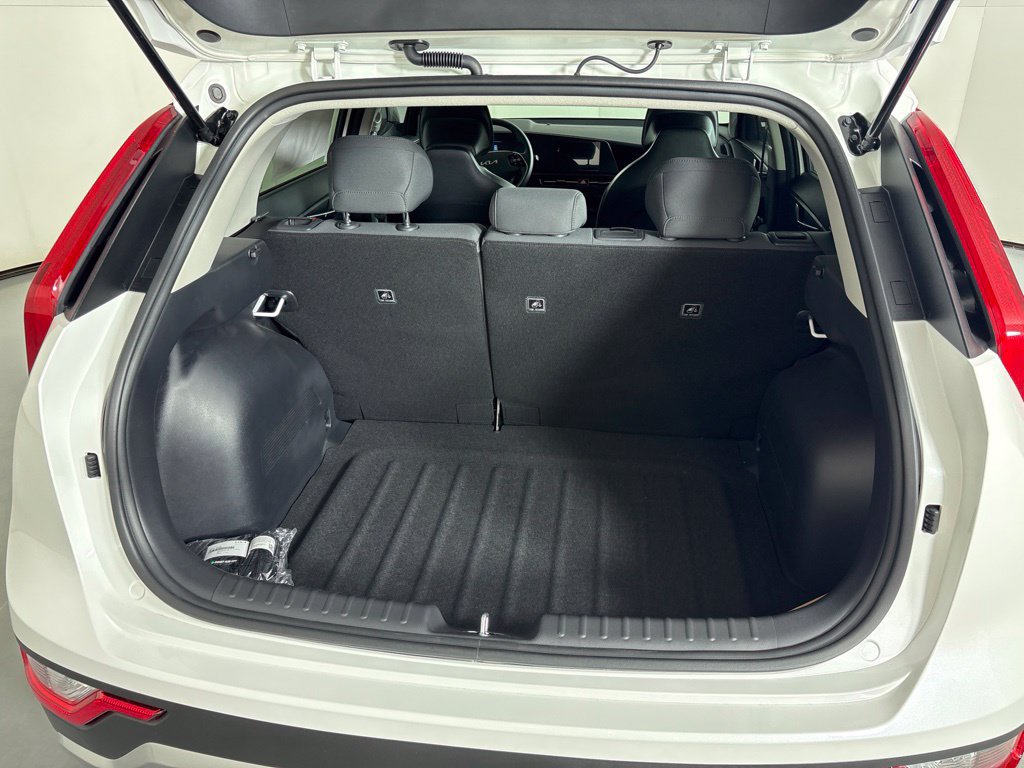 New 2026 Kia Niro LX FWD image 19