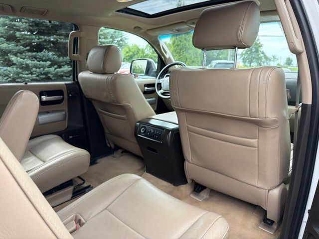 Used 2008 Toyota Sequoia Limited AWD/4WD image 23