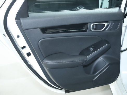 Used 2024 Honda Civic Touring image 13