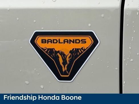 Used 2025 Ford Bronco Badlands AWD/4WD image 13
