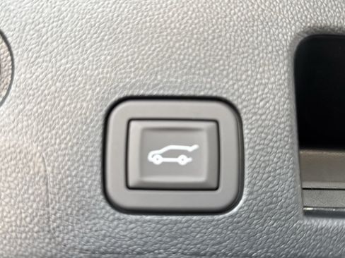New 2027 Chevrolet Equinox RS w/ Convenience Package III AWD/4WD image 19