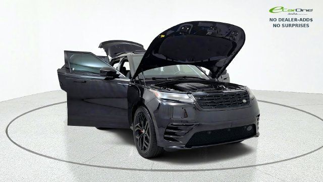 Used 2024 Land Rover Range Rover Velar Dynamic SE AWD/4WD image 12