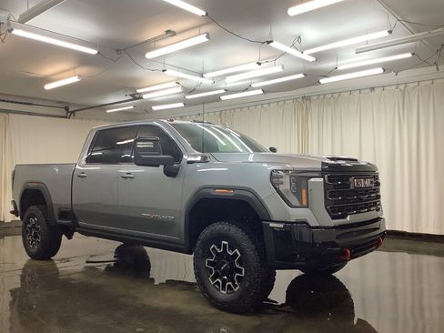 New 2026 GMC Sierra 2500 AT4X image 4