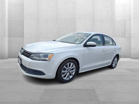 Used 2013 Volkswagen Jetta SE FWD image 3