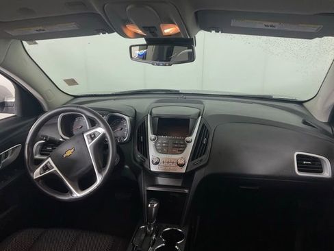 Used 2017 Chevrolet Equinox LT w/ Convenience Package image 29