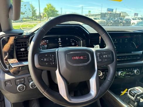 Used 2024 GMC Sierra 1500 Elevation w/ Preferred Package AWD/4WD image 19