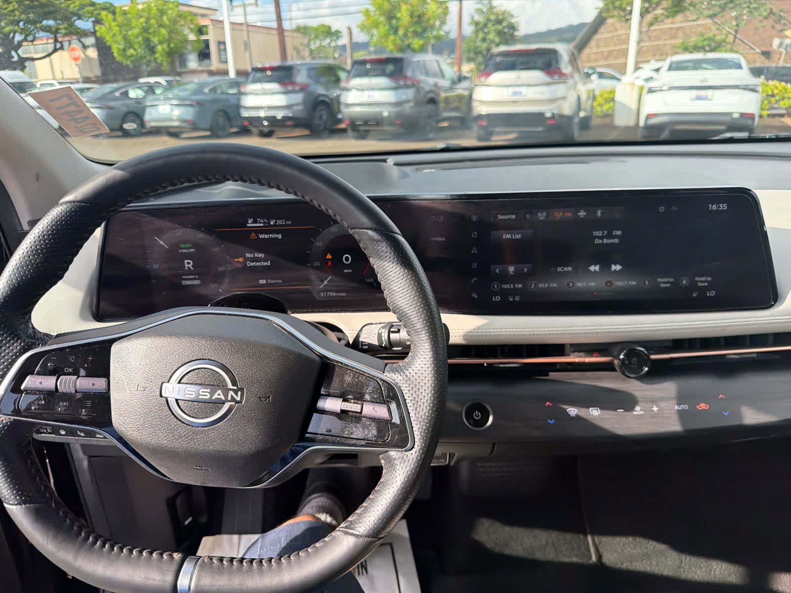Used 2023 Nissan Ariya FWD image 8