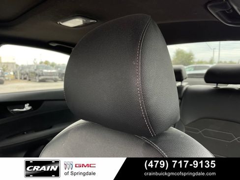Used 2022 Kia Forte GT-Line w/ GT-Line Premium Package FWD image 21