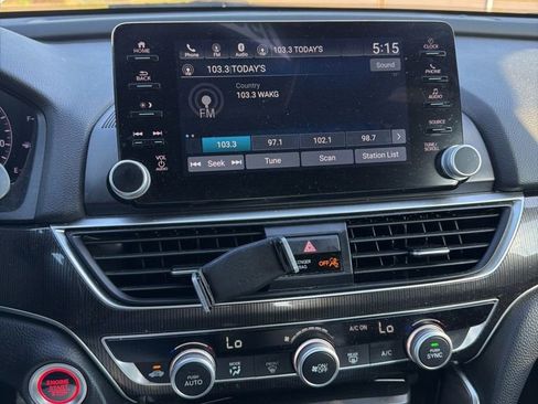 Used 2021 Honda Accord Sport image 17