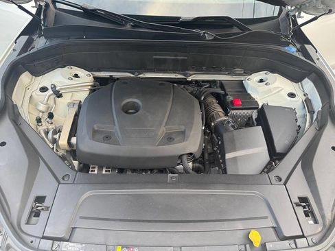 Used 2019 Volvo XC90 T6 Momentum w/ Advanced Package image 16