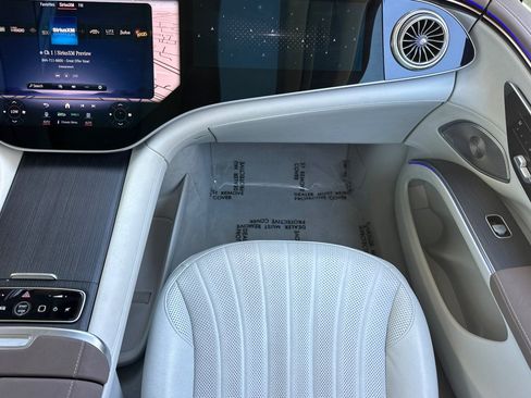 Certified 2023 Mercedes-Benz EQS 580 4MATIC SUV image 33