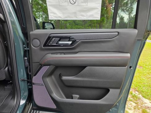 New 2026 GMC Yukon XL AT4 Ultimate AWD/4WD image 26