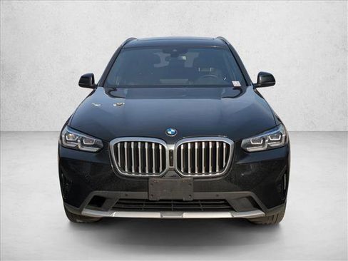 Used 2023 BMW X3 xDrive30i w/ Premium Package image 2