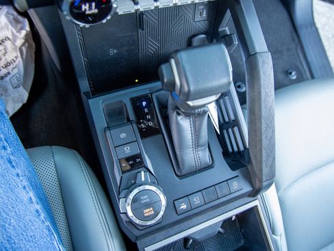 Used 2024 Toyota Tacoma Limited image 28