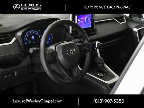 Used 2023 Toyota RAV4 AWD Hybrid image 20