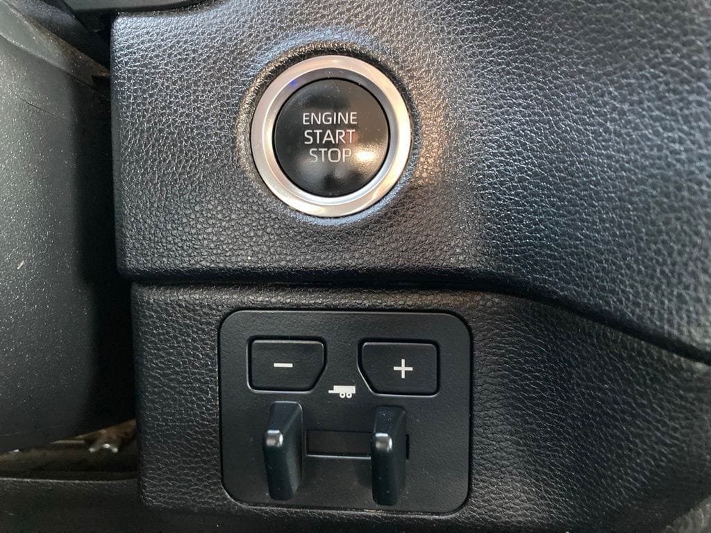 Used 2024 Toyota Tundra SR5 AWD/4WD image 17