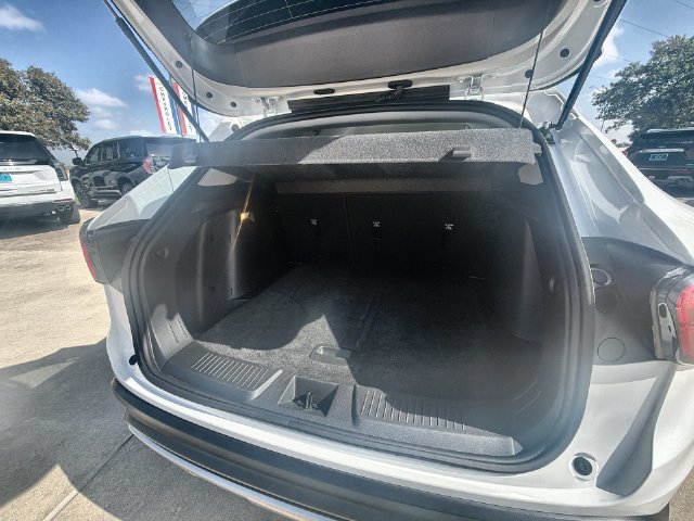 Certified 2026 Chevrolet Trax LT FWD image 24