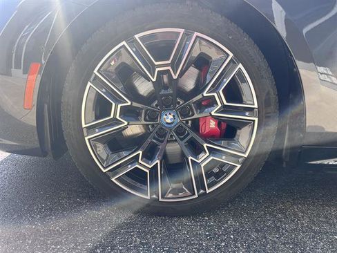 New 2024 BMW i5 M60 w/ Premium Package image 9