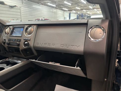 Used 2012 Ford F250 XLT w/ XLT Interior Pkg AWD/4WD image 30