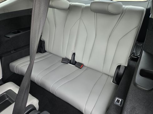 Certified 2026 Acura MDX w/ Technology Package image 31