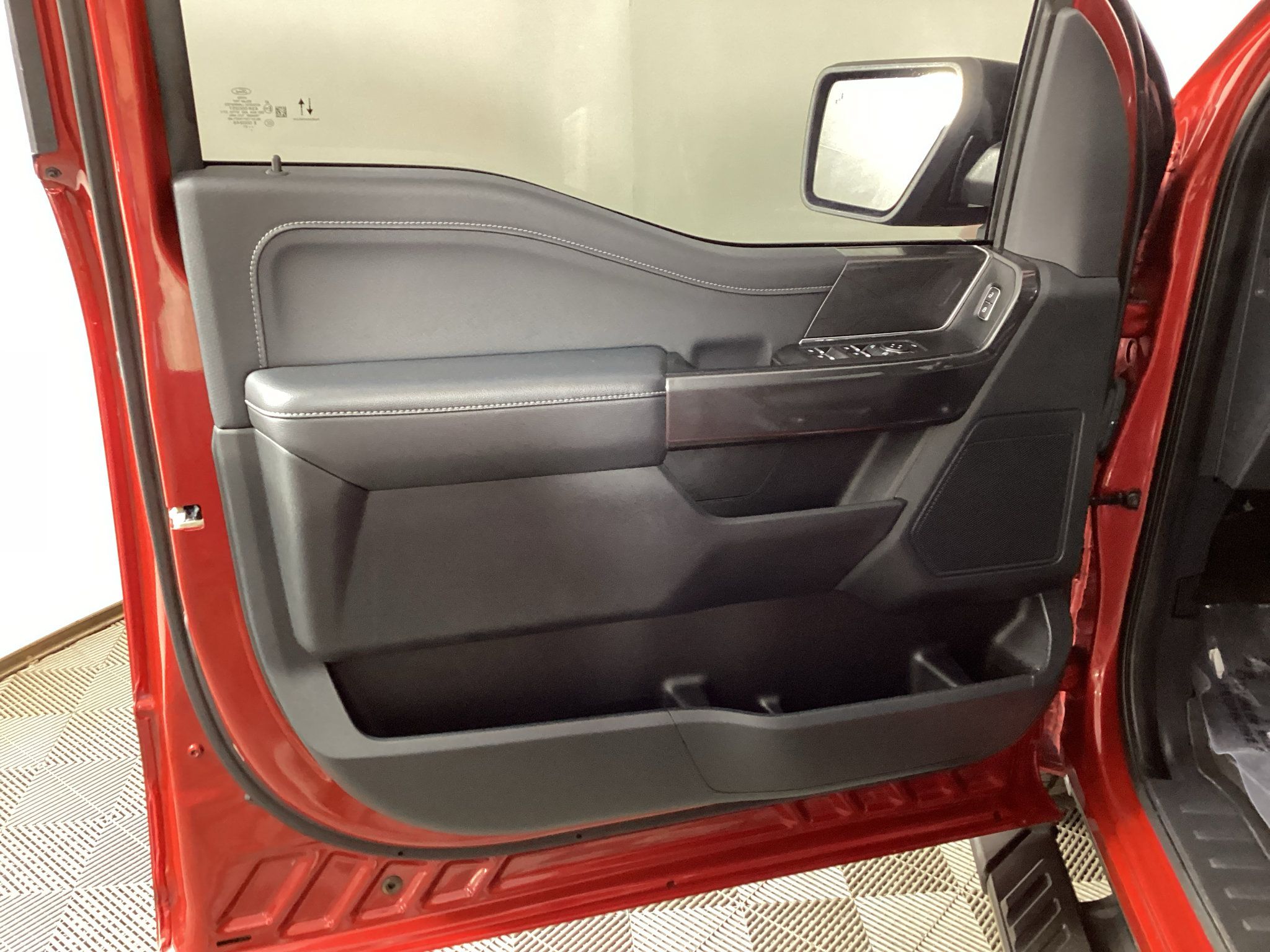 Used 2021 Ford F150 XLT w/ Equipment Group 302A High AWD/4WD image 17