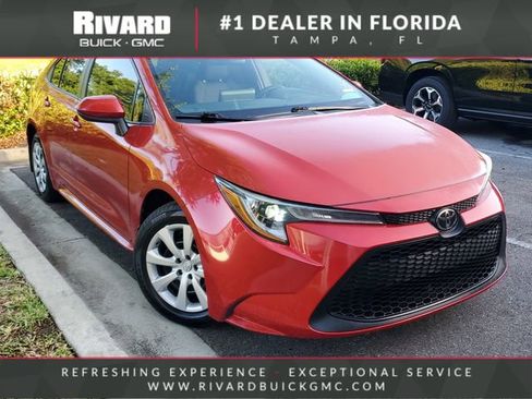 Used 2021 Toyota Corolla LE FWD image 1
