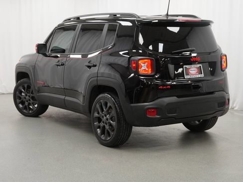 Certified 2023 Jeep Renegade Latitude image 14
