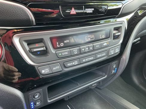 Used 2026 Honda Ridgeline Black Edition image 25
