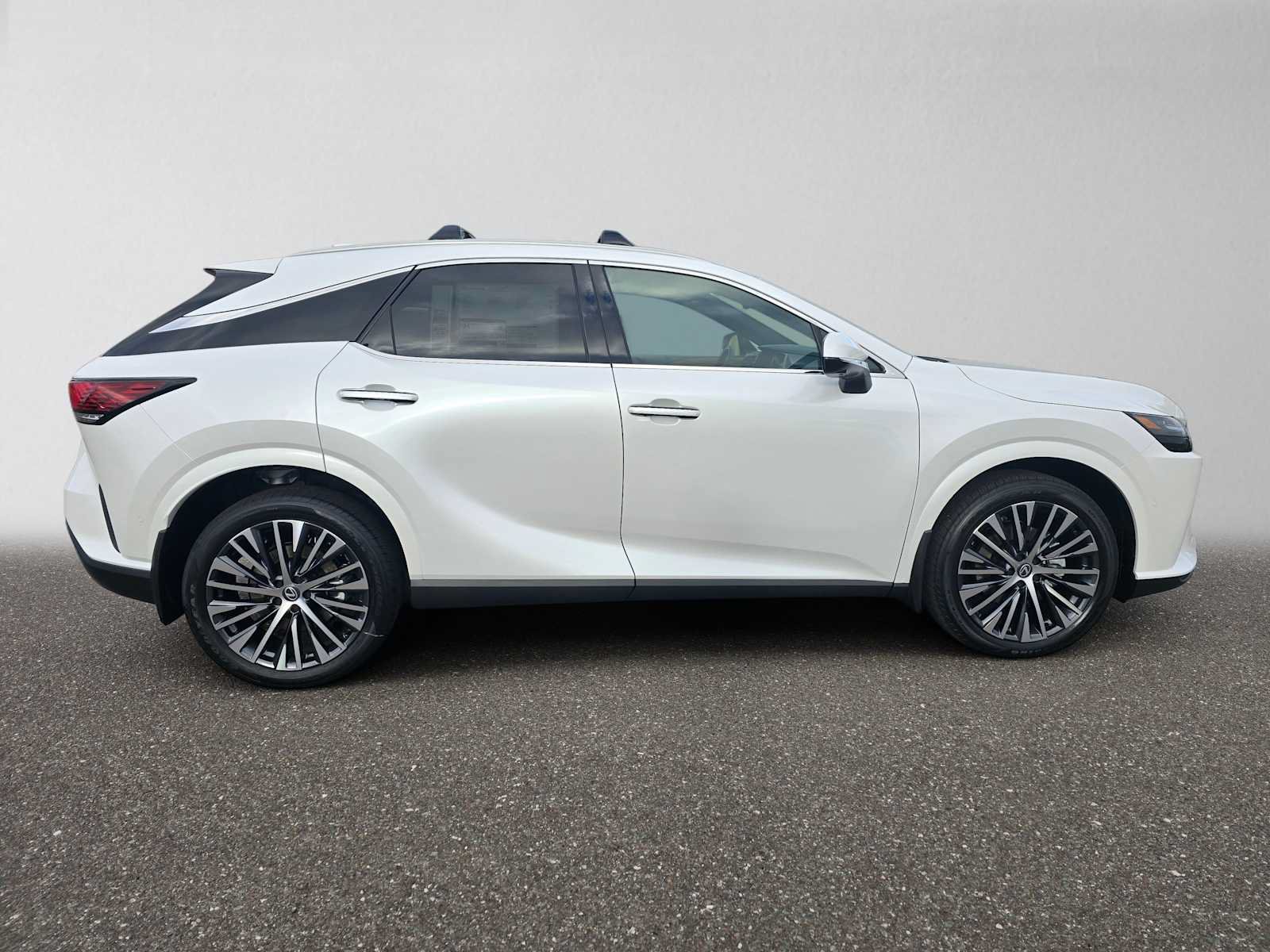 New 2026 Lexus RX 350 Premium Plus AWD/4WD image 2
