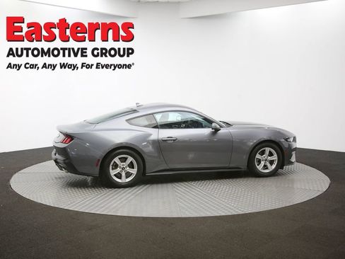 Used 2024 Ford Mustang Coupe image 40