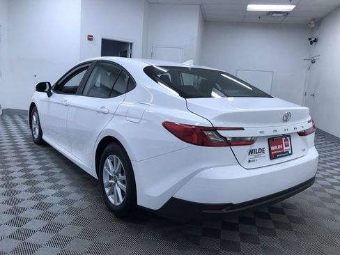 Used 2026 Toyota Camry LE FWD image 13