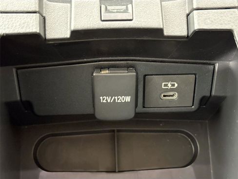 Certified 2023 Toyota Corolla Cross LE FWD image 34