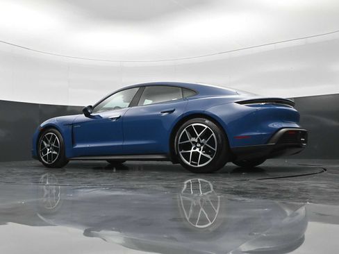 New 2026 Porsche Taycan RWD image 39