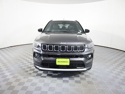 Used 2023 Jeep Compass Limited AWD/4WD image 10