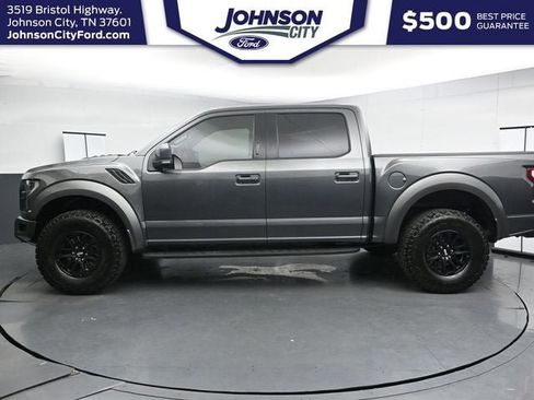 Used 2017 Ford F150 Raptor w/ Equipment Group 802A Luxury AWD/4WD image 8