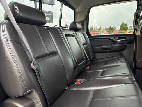 Used 2012 Chevrolet Silverado 2500 LTZ w/ LTZ Plus Package image 18