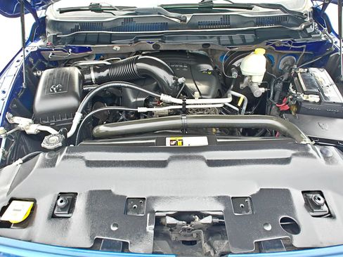 Used 2015 RAM 1500 Express AWD/4WD image 32