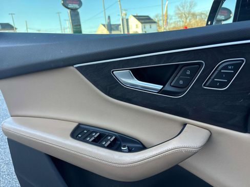 Used 2021 Audi Q7 3.0T Premium Plus w/ Executive Package image 18