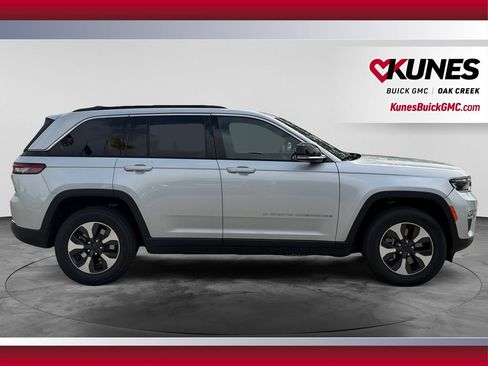 Used 2024 Jeep Grand Cherokee Limited 4xe AWD/4WD image 11