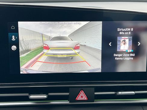 Used 2024 Hyundai Elantra SEL image 21