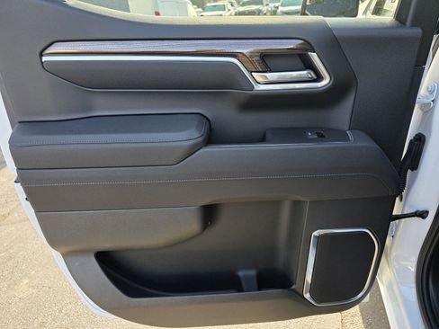 New 2025 Chevrolet Silverado 1500 LT image 13