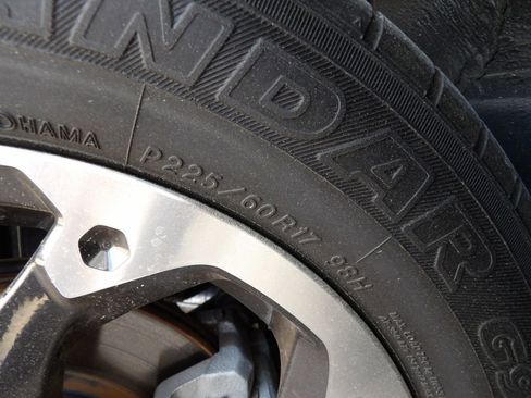 Used 2023 Subaru Crosstrek 2.0i Premium image 25