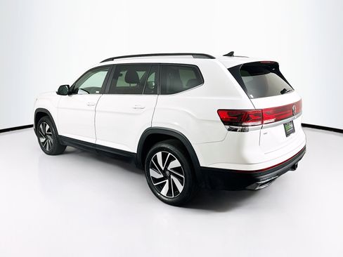 Used 2025 Volkswagen Atlas SE image 5